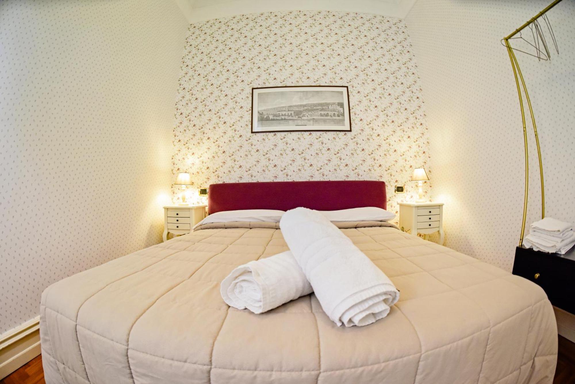 Al Centro Luxury Home Caserta Eksteriør bilde