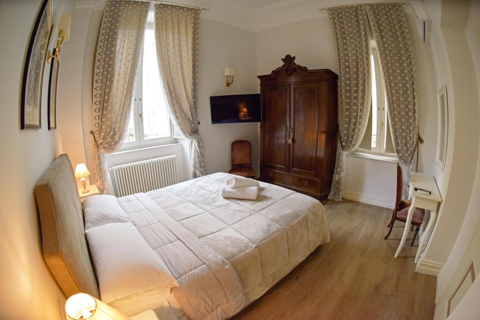 Al Centro Luxury Home Caserta Eksteriør bilde