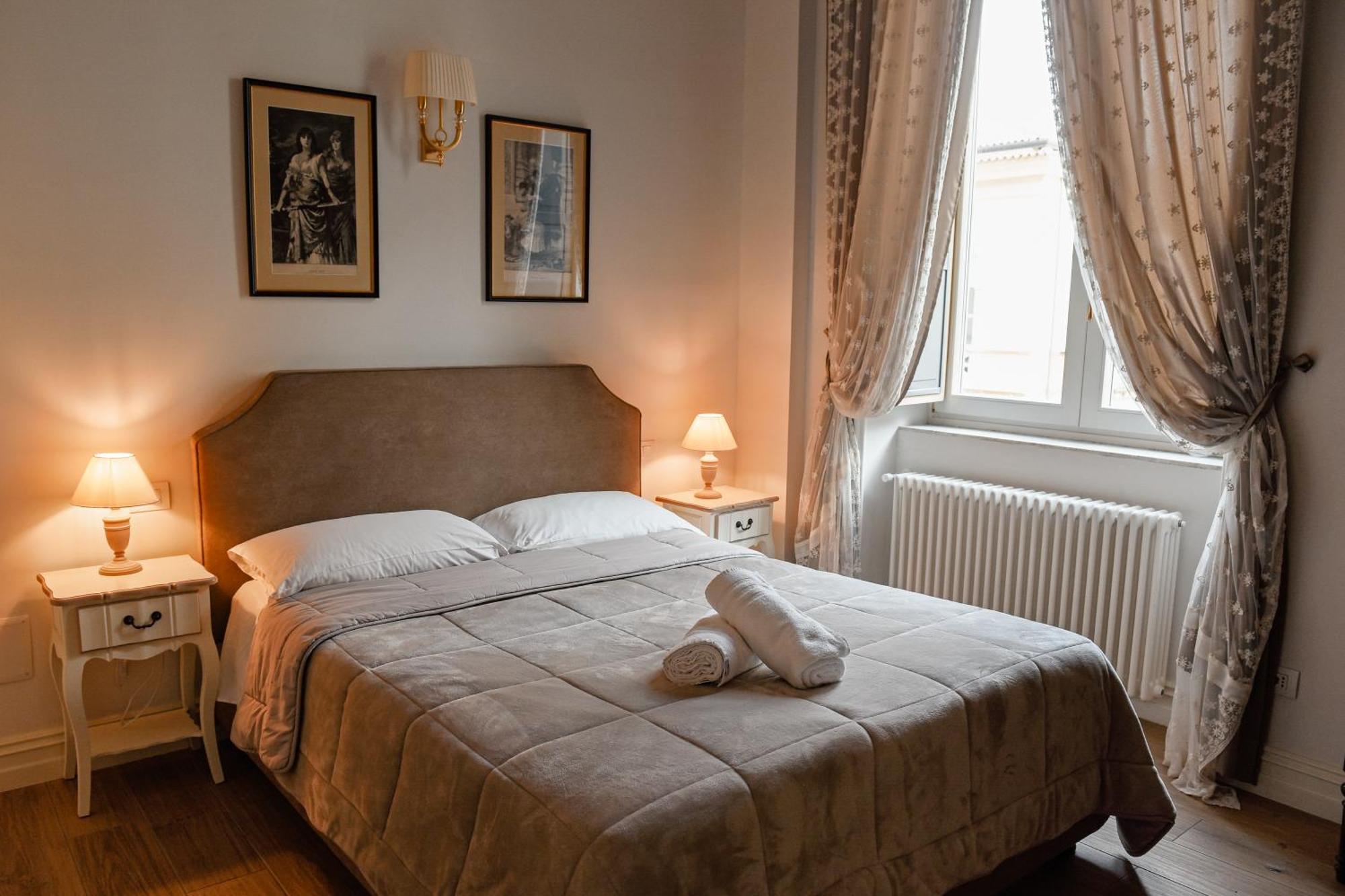 Al Centro Luxury Home Caserta Eksteriør bilde